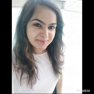 Somya - Biology tutor - 