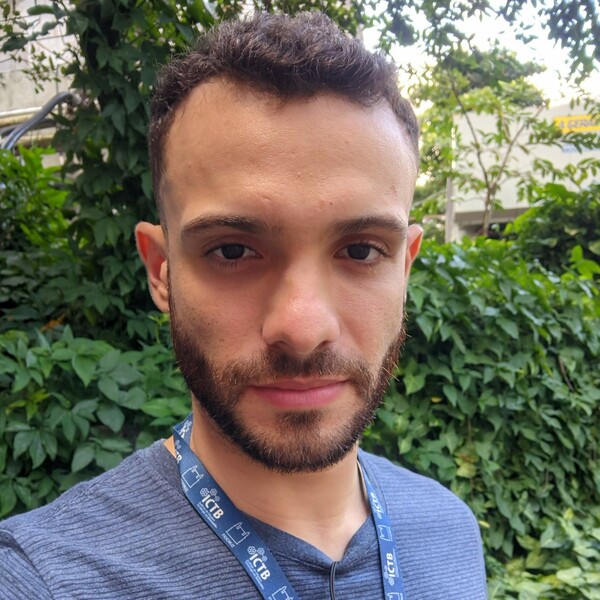 Thales - Professor de biologia - São Gonçalo