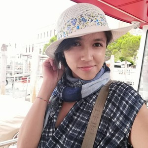 Anna Gabriela - profesor de matemáticas - Bogotá