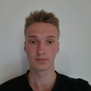 Gylian - Lehrkraft für Schwimmen - Berlin