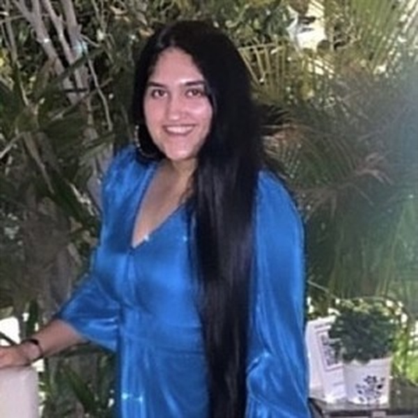 Noor - French literature tutor - Delhi