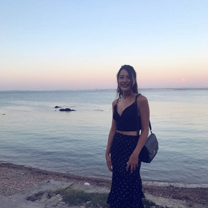 Gizem - Stres yönetimi öğretmeni - İzmir