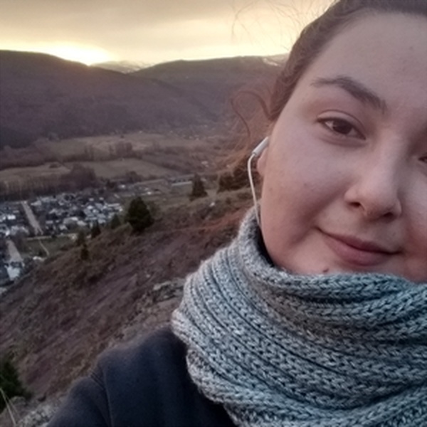 Camila - Profesor matemática - Neuquén