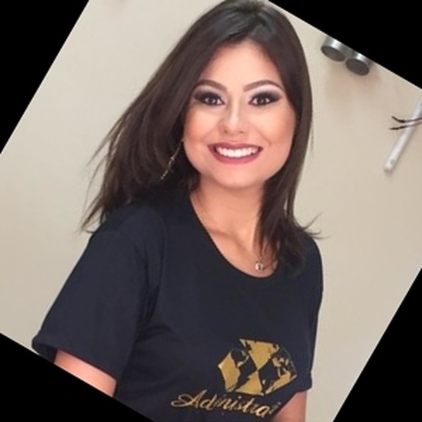 Luiza - Professor de Matemática - Belo Horizonte