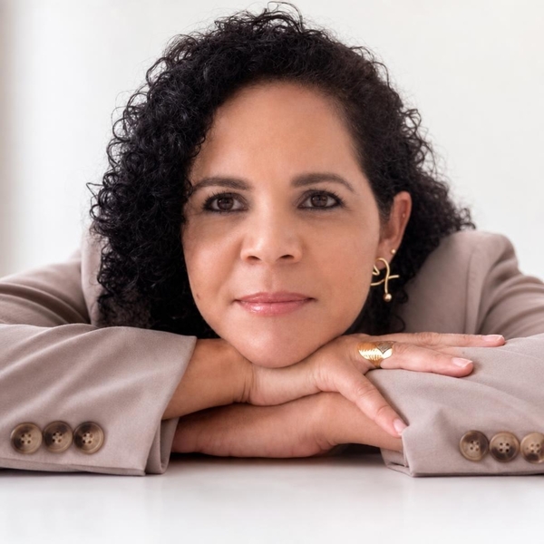 Alessandra - Professor de Gestão e administração de empresas - Stella Maris