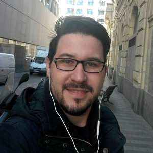 Iron - Profe de growth hacking - Madrid