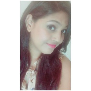 Bhavana - Maquillage tutor - Pune