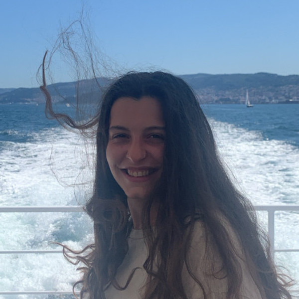 Romane - Prof de développement personnel - Namur