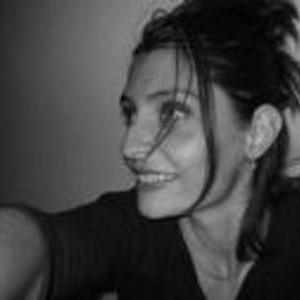 Emilie - Prof de dessin - L'Union