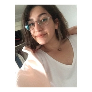 Sinem - Tarih öğretmeni - 