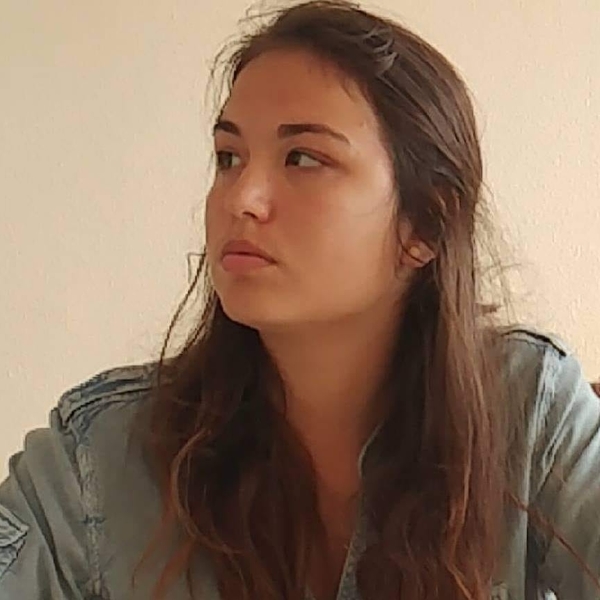 Cassandra - Prof d'aide aux devoirs - Lézignan-Corbières