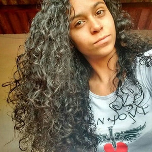 Isabella - Professor de word - Uruaçu (Goiás)