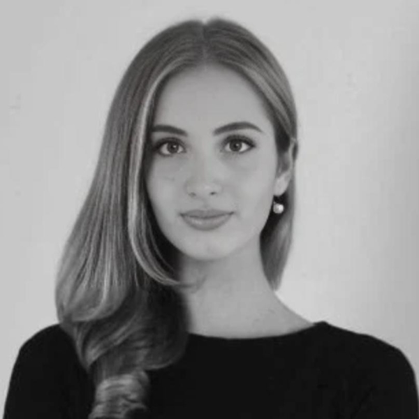 Larissa - Prof d'anglais - Paris 4e