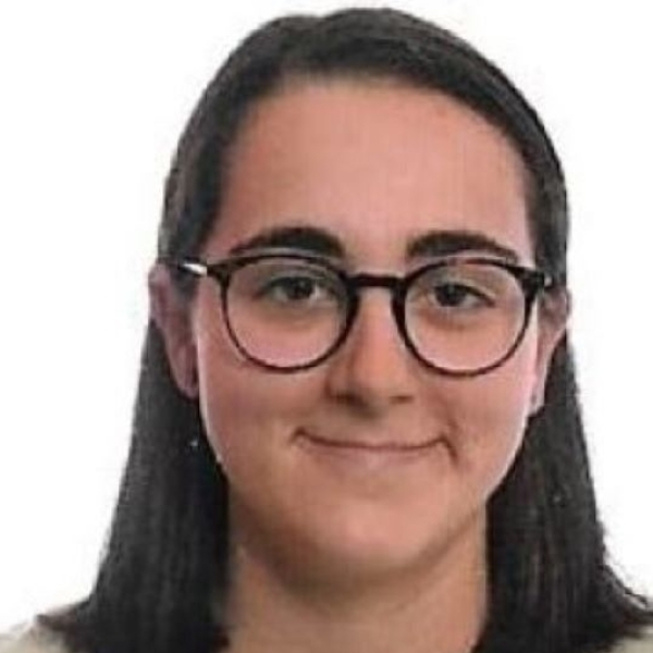 Sofia - Prof de linguagens de programação - São Miguel do Rio Torto