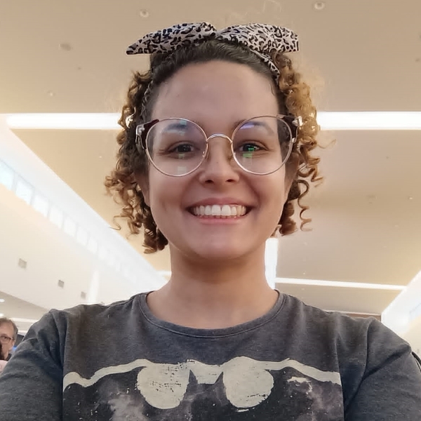 Beatriz - Professor de química - Mesquita