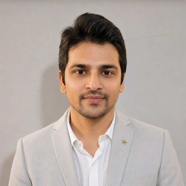 Dr Navneet - Medicine tutor - Agra