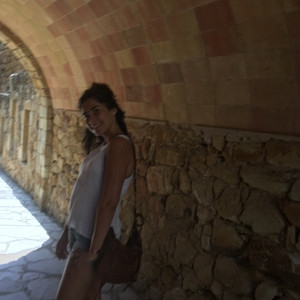 Eleonore - Prof d'aide aux devoirs - Suresnes