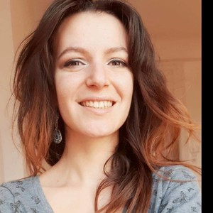 Ines - Prof d'arabe - Metz