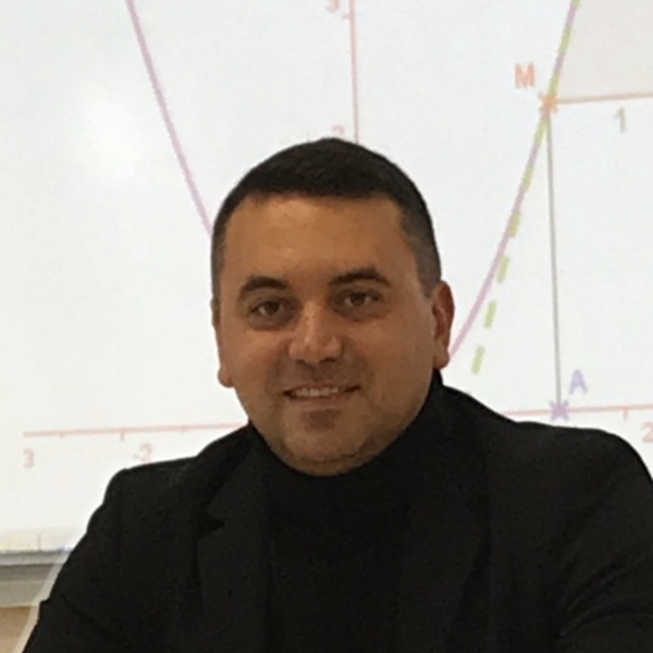 Karim - Prof de physique - Versailles