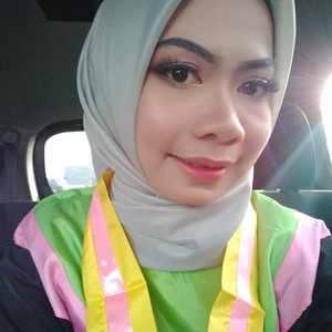 Anisa - Guru ekonomi - Kota Bandar Lampung