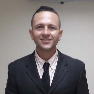 Joe - Profesor de inglés - El Santuario