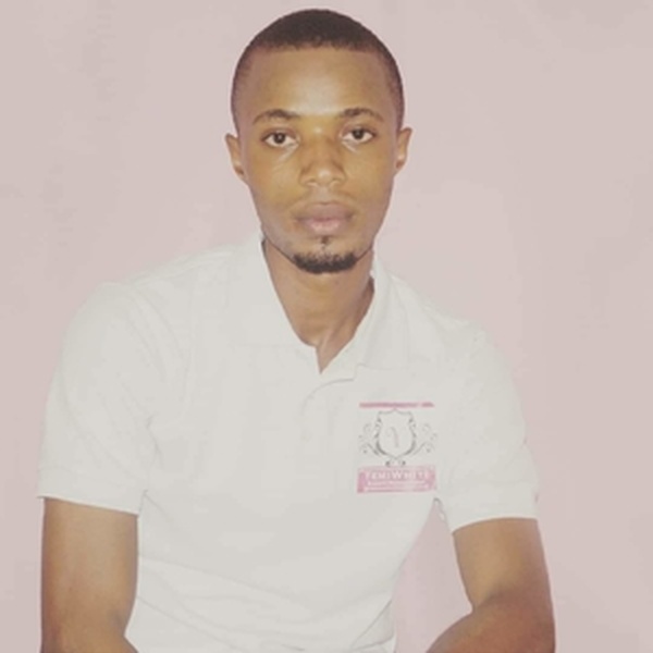 Opeyemi - Floristry instructor - Lagos