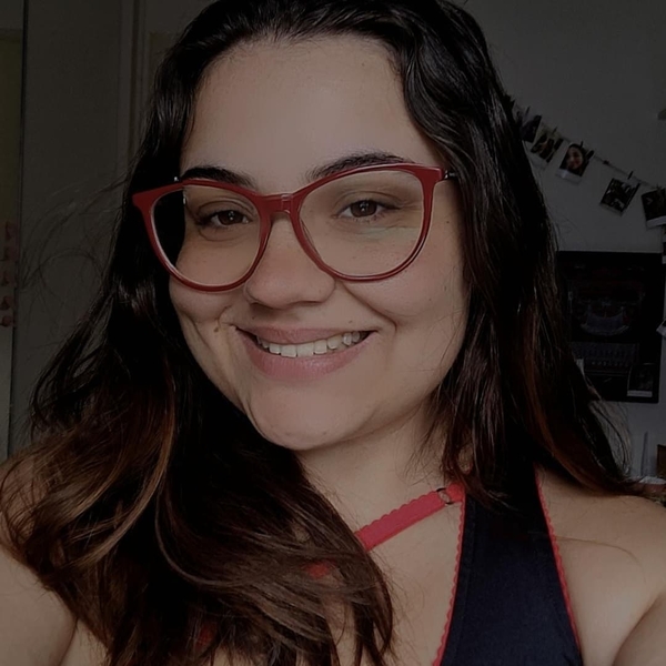 Larissa - Professor de inglês - Niterói