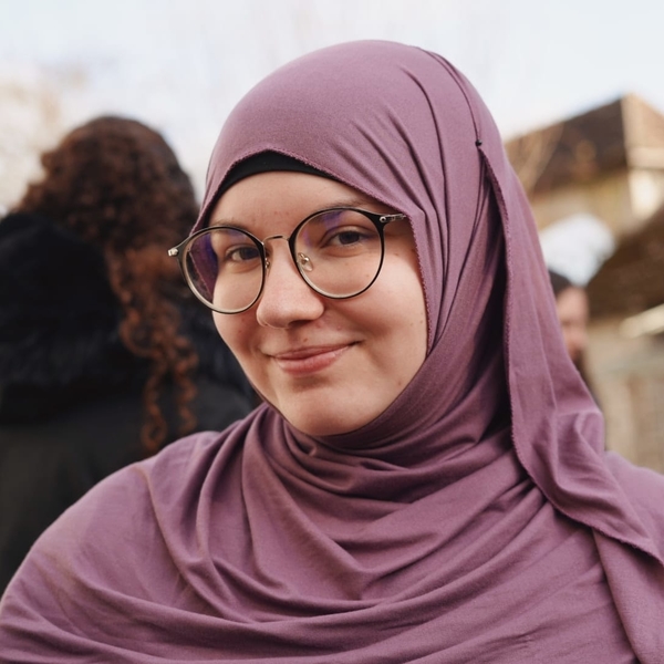 Emeline - Prof de maths - Argenteuil