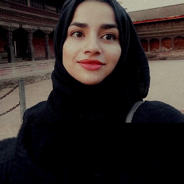 Zainab - Prof ESOL - Srinagar