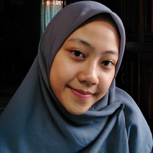Cindy - Guru ekonomi - Kecamatan Rappocini