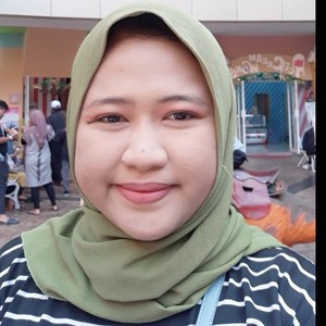 Irma - Guru ekonomi - Kecamatan Kenjeran