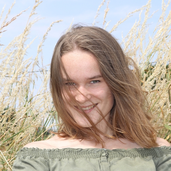 Zoe - Prof de maths - Andenne