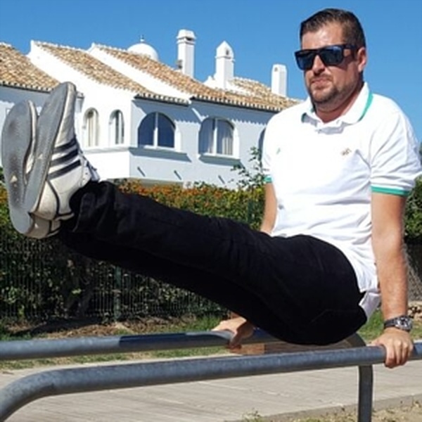 Enrique - Profe de fútbol - Sevilla