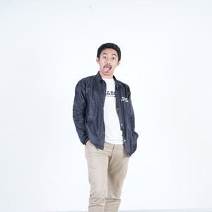 Gusni - Guru adobe premiere pro - Bandung