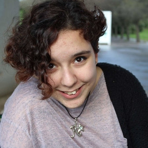 Adriana - Professor de inglês - São Félix da Marinha
