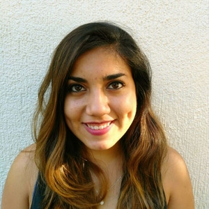 Daniela - profesor de biología - Macul
