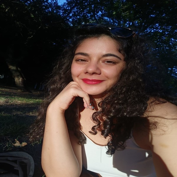 Ece Başak - Prof de turc - Toulouse