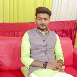 Naveen - Maths teacher - Jaunpur