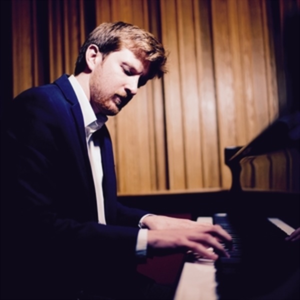 Tom - Piano teacher - Bath