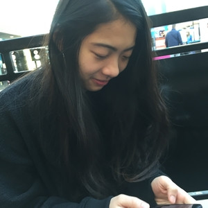 Demi - Chinese tutor - London