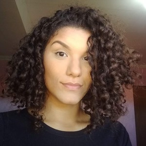 Débora Karla - Professor de design de interiores - Loteamento Santo Antonio