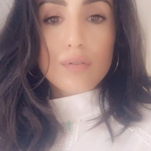 Nivene - English tutor - London