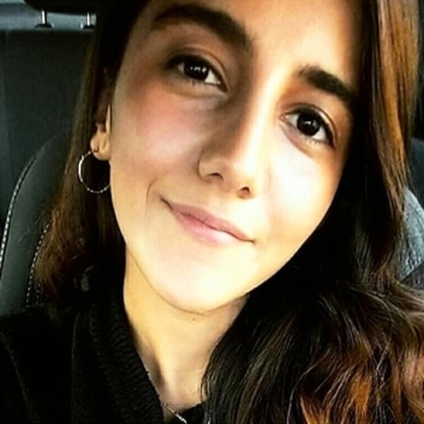 CEREN - İngilizce konuşma becerileri öğretmeni - 