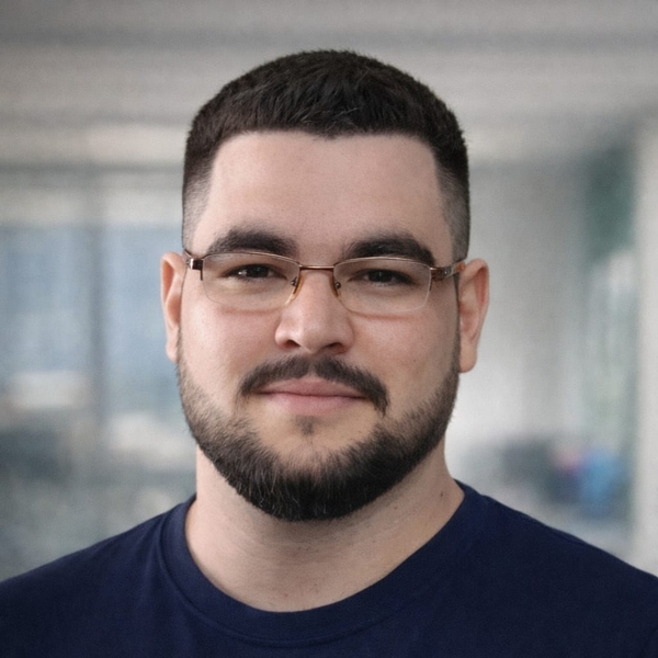 Tiago França - Prof de sistemas operacionais - Portão (Curitiba)