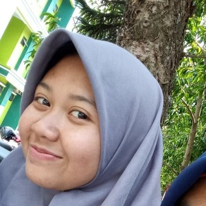 Zahroh - Guru bahasa inggris - Jetis