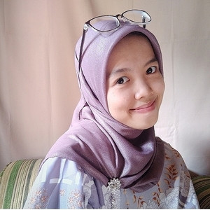 Karmila - Guru mengaji - Bogor