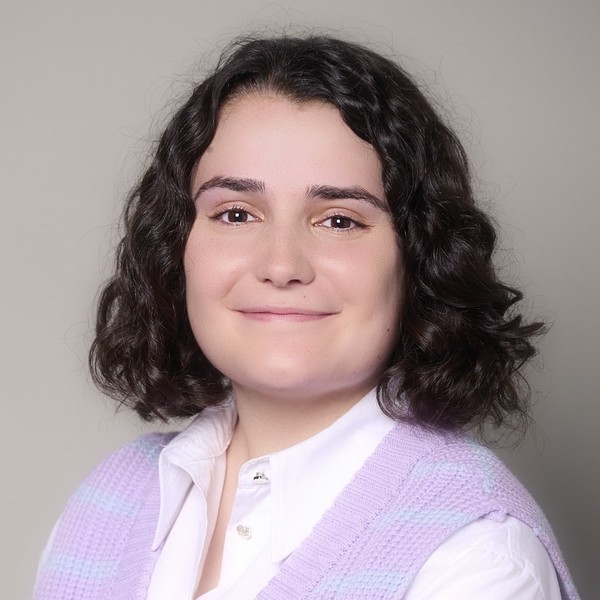 Lina - Prof de maths - Chevilly-Larue