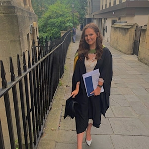 Izzy - Spanish tutor - Undy