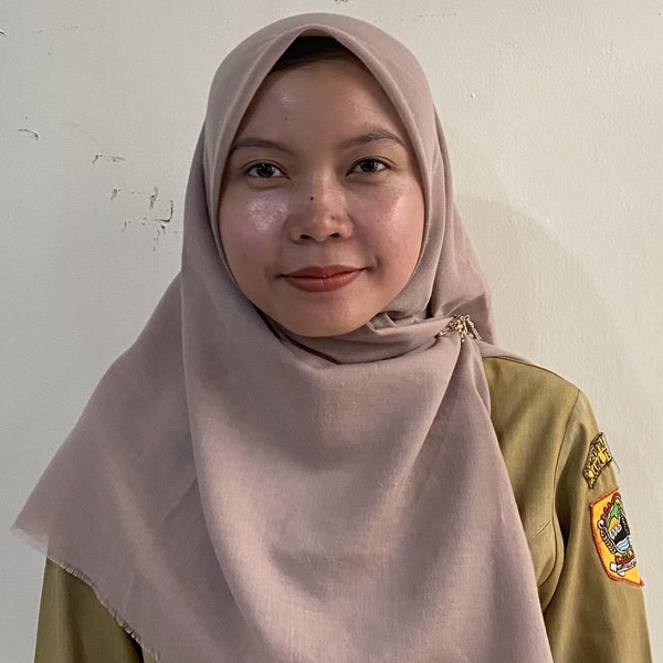 Indana - Guru mengaji - Kecamatan Semarang Tengah