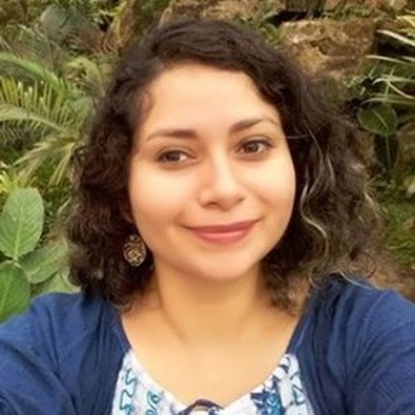 Xochilt - profesor de química - Ciudad de México